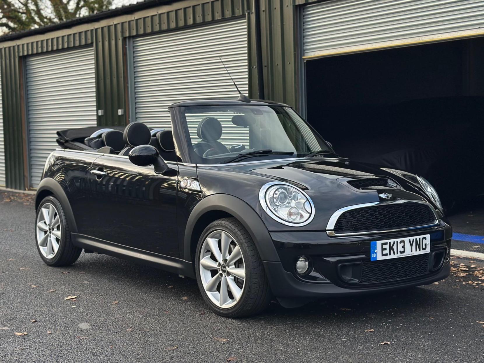 MINI Convertible 1.6 Cooper S Auto Euro 5 2dr