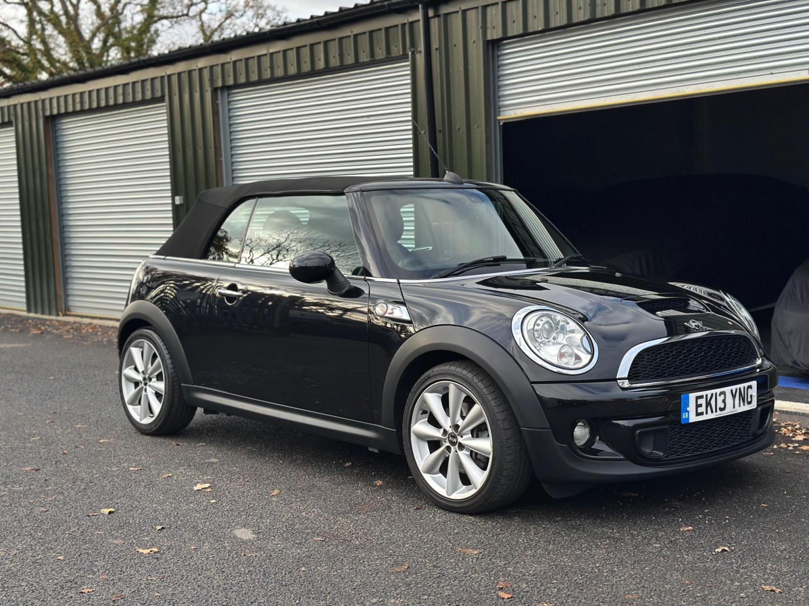 MINI Convertible 1.6 Cooper S Auto Euro 5 2dr