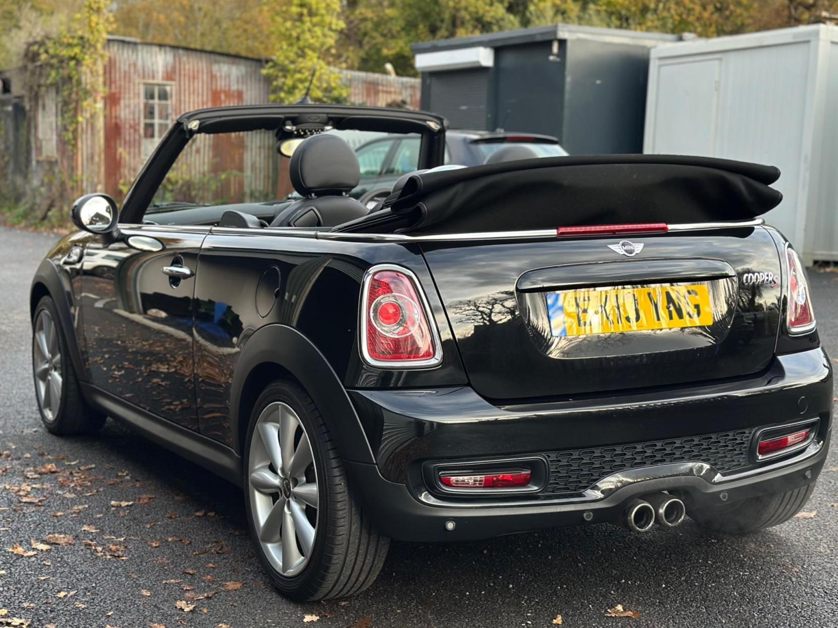 MINI Convertible 1.6 Cooper S Auto Euro 5 2dr