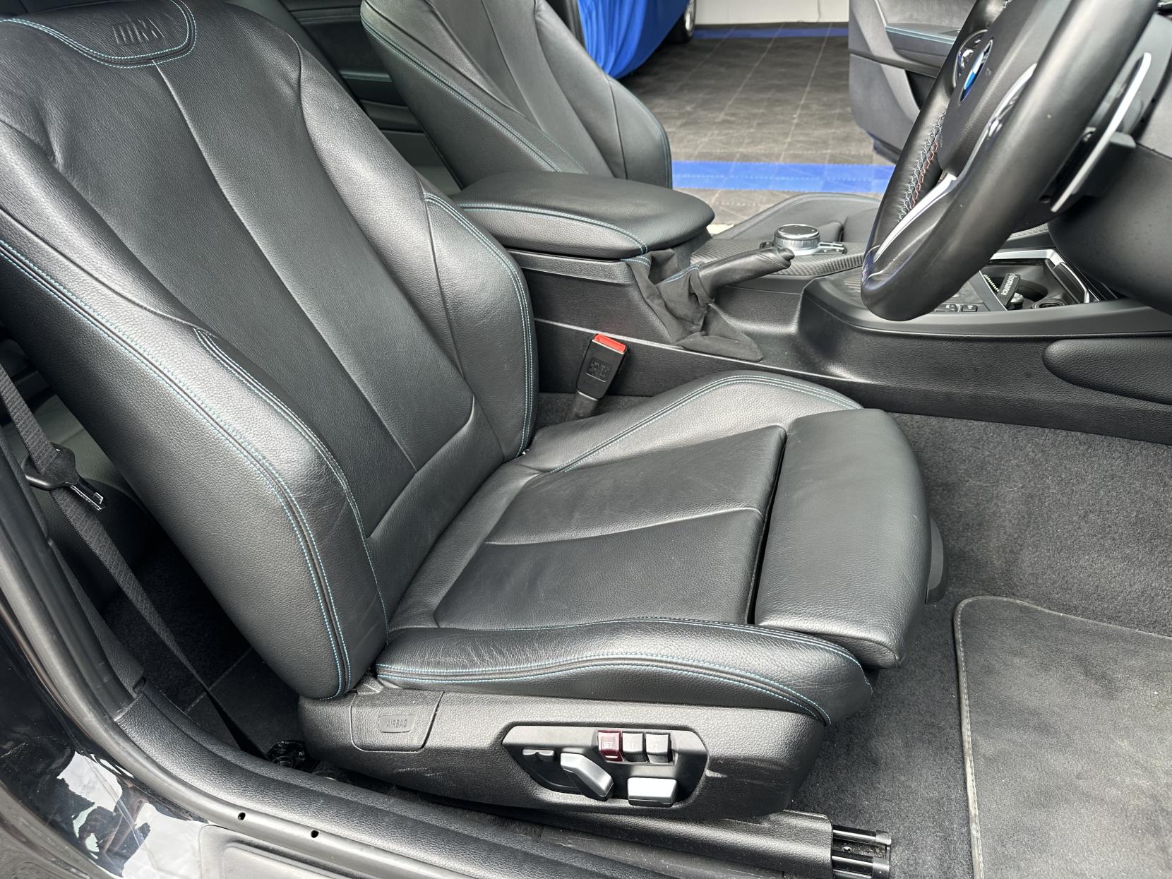 BMW M2 3.0i Coupe 2dr Petrol DCT Euro 6 (s/s) (370 ps)