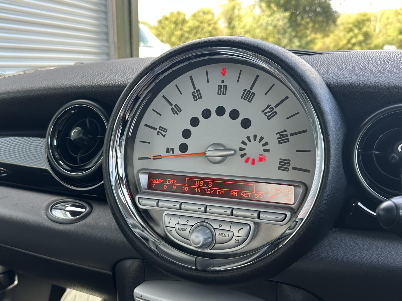 MINI Hatch 1.6 Cooper S Hatchback 3dr Petrol Manual Euro 5 (175 ps)