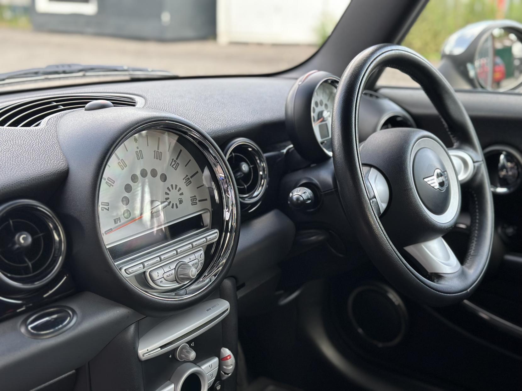 MINI Hatch 1.6 Cooper S Hatchback 3dr Petrol Manual Euro 5 (175 ps)