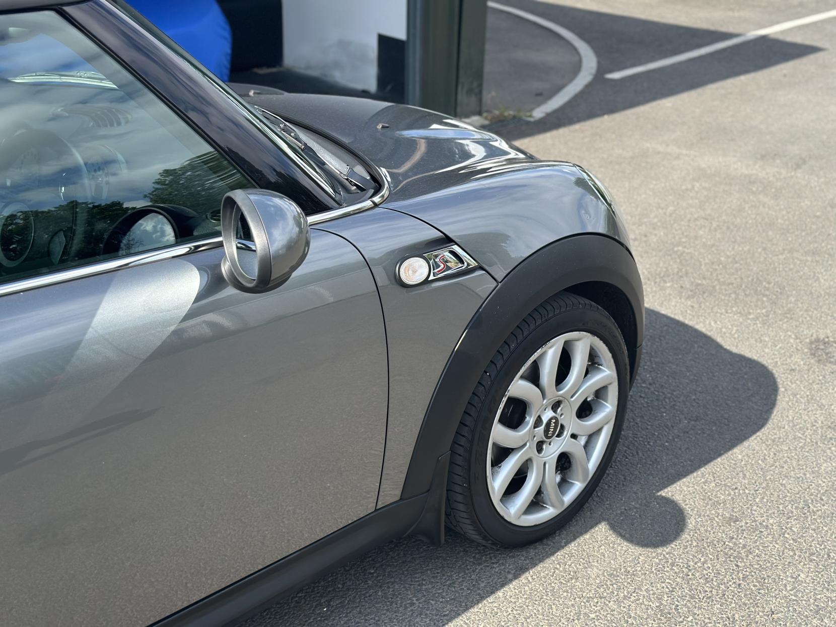 MINI Hatch 1.6 Cooper S Hatchback 3dr Petrol Manual Euro 5 (175 ps)