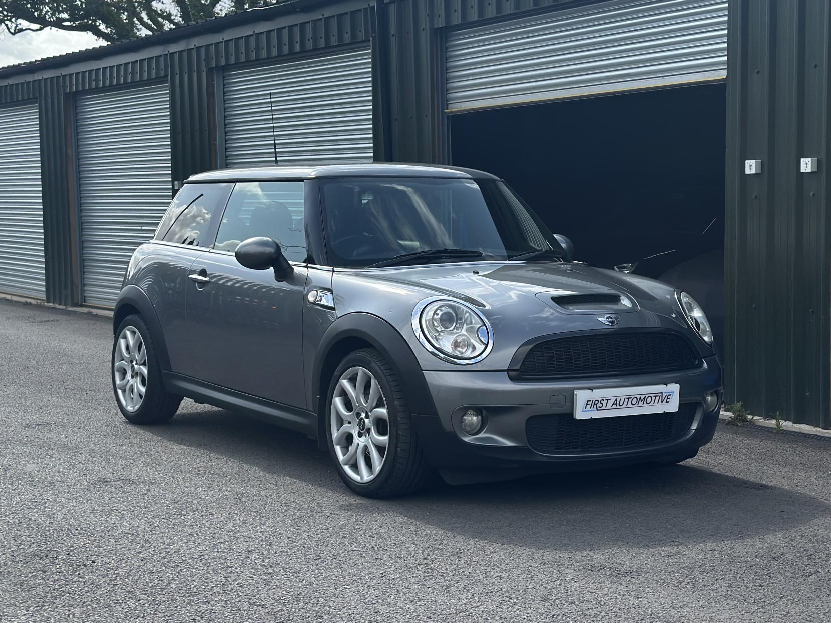 MINI Hatch 1.6 Cooper S Hatchback 3dr Petrol Manual Euro 5 (175 ps)