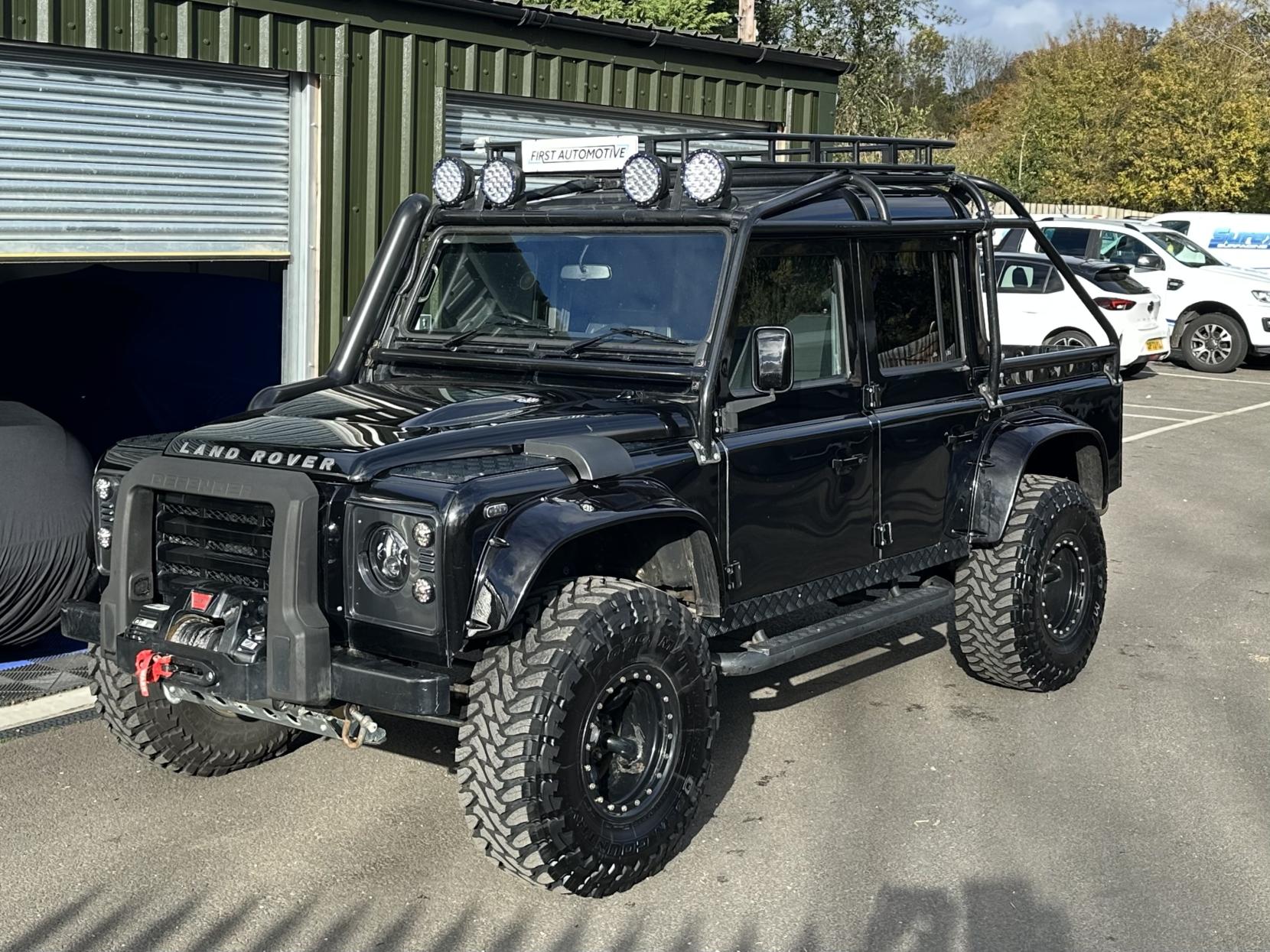 Land Rover Defender 110 2.4 TDCi XS Utility Wagon Double Cab 5dr Diesel Manual 4WD MWB Euro 4 (122 bhp)
