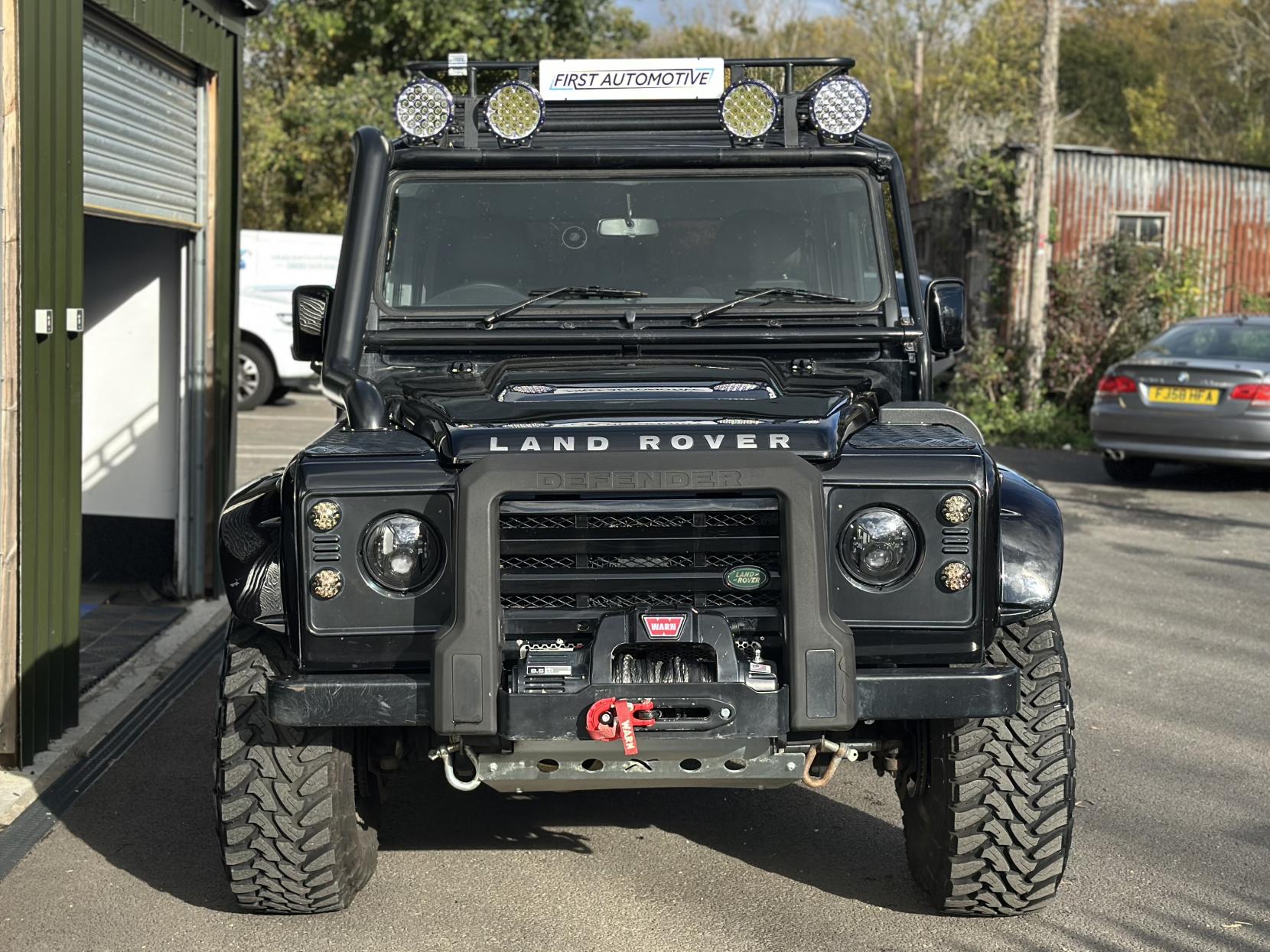 Land Rover Defender 110 2.4 TDCi XS Utility Wagon Double Cab 5dr Diesel Manual 4WD MWB Euro 4 (122 bhp)