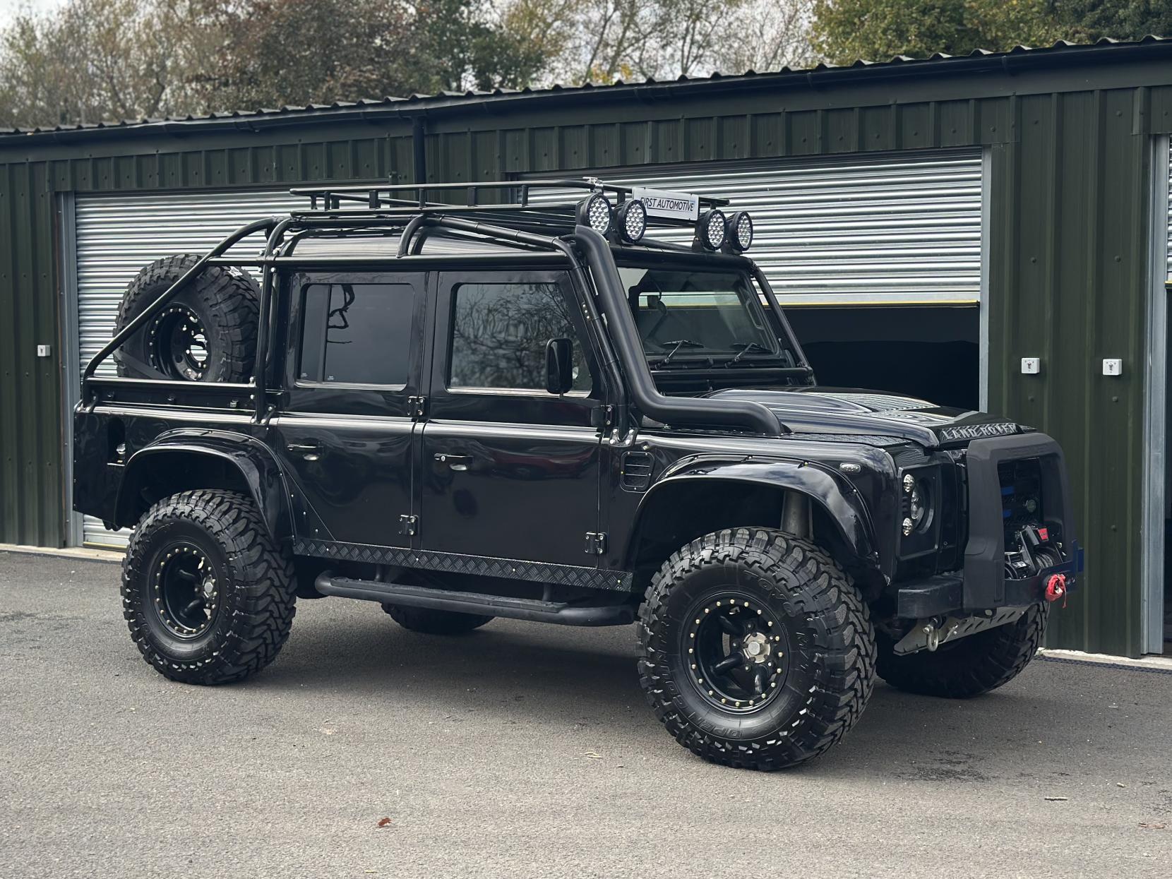 Land Rover Defender 110 2.4 TDCi XS Utility Wagon Double Cab 5dr Diesel Manual 4WD MWB Euro 4 (122 bhp)