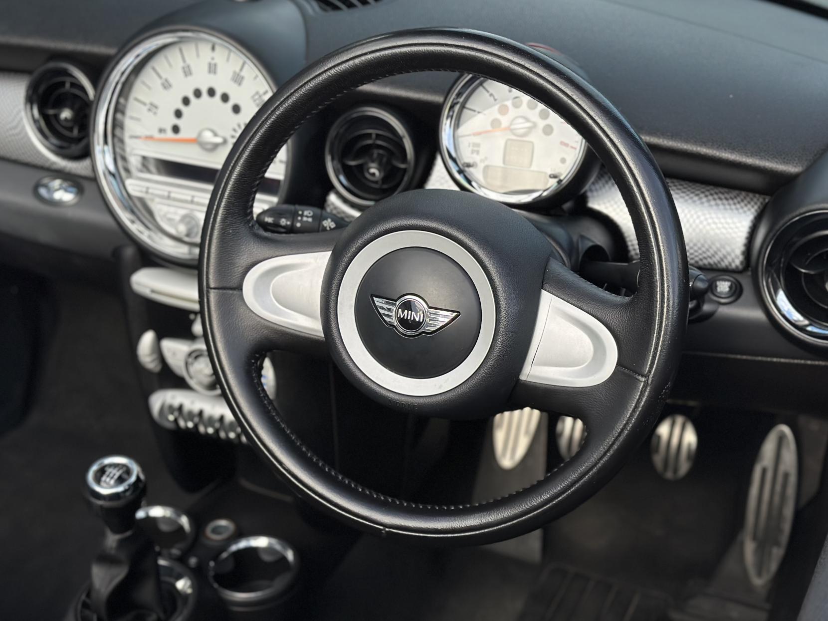 MINI Convertible 1.6 Cooper S Convertible 2dr Petrol Manual Euro 4 (175 ps)