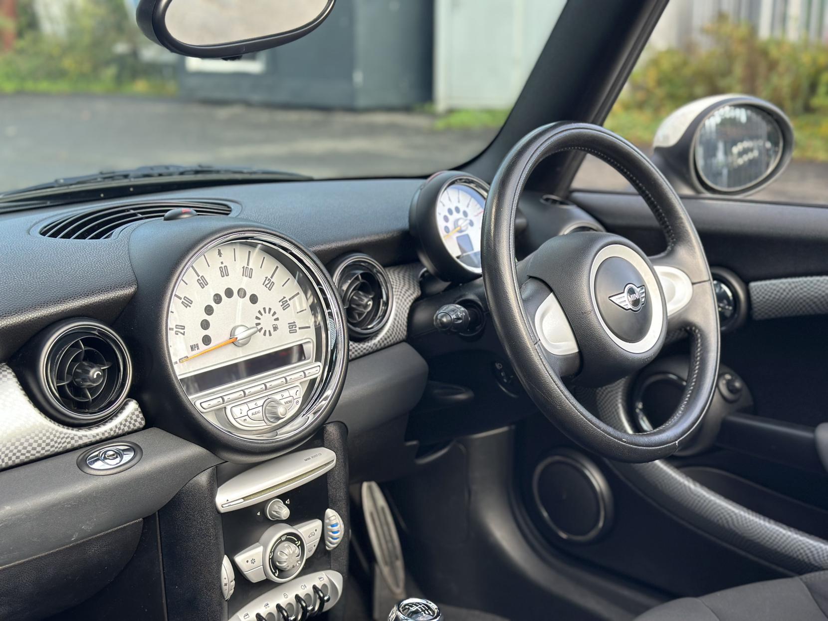 MINI Convertible 1.6 Cooper S Convertible 2dr Petrol Manual Euro 4 (175 ps)
