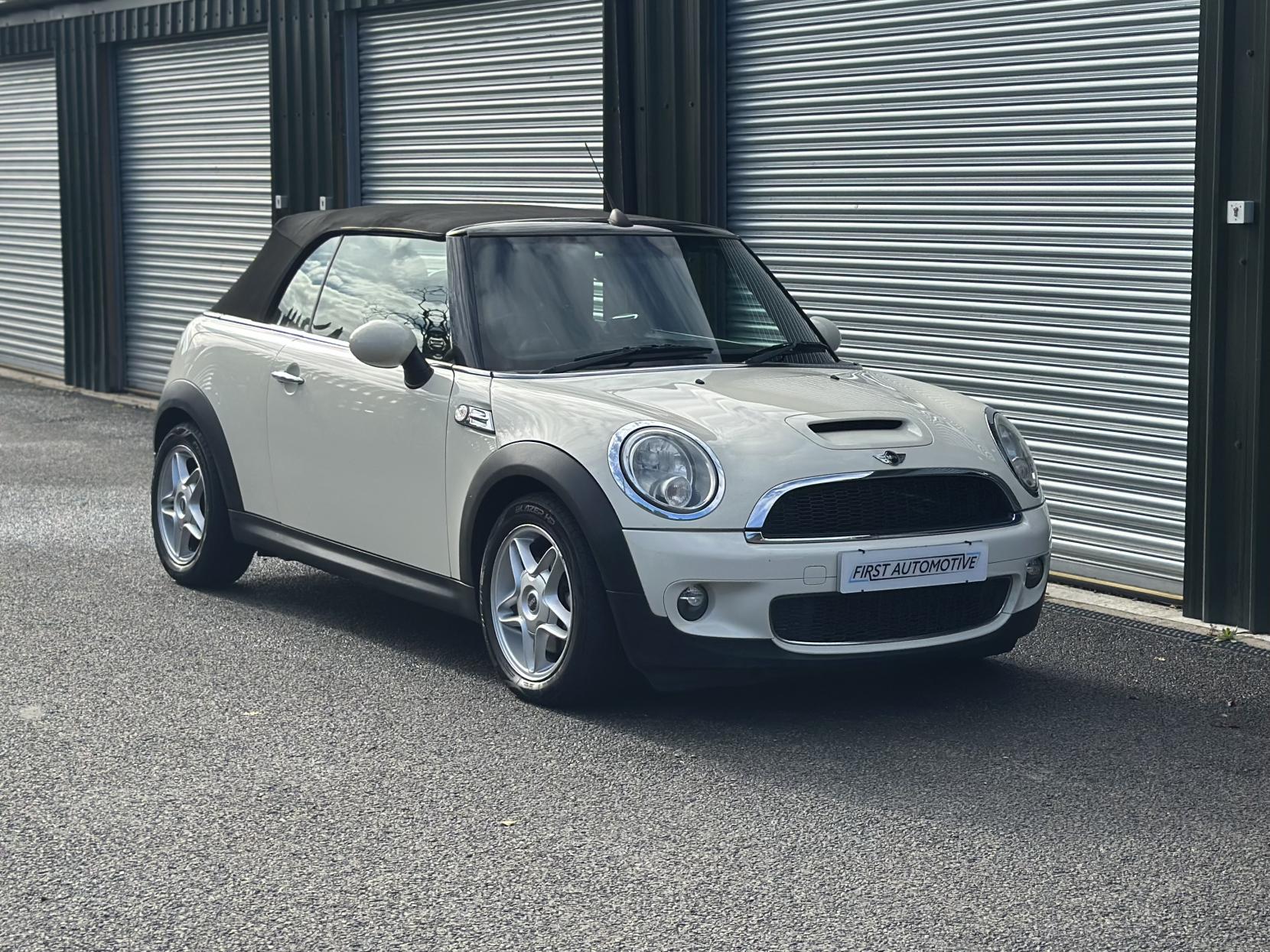 MINI Convertible 1.6 Cooper S Convertible 2dr Petrol Manual Euro 4 (175 ps)