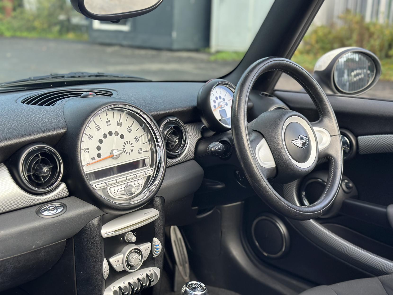 MINI Convertible 1.6 Cooper S Convertible 2dr Petrol Manual Euro 4 (175 ps)