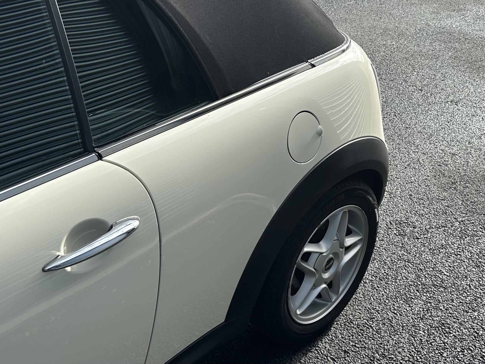 MINI Convertible 1.6 Cooper S Convertible 2dr Petrol Manual Euro 4 (175 ps)