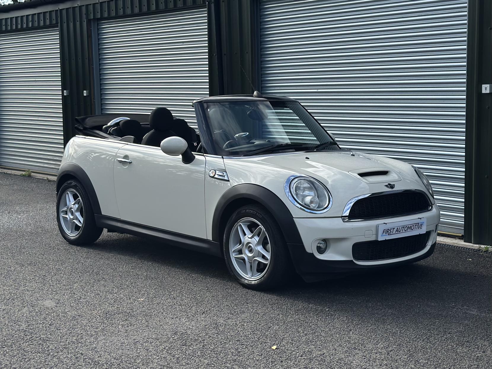 MINI Convertible 1.6 Cooper S Convertible 2dr Petrol Manual Euro 4 (175 ps)