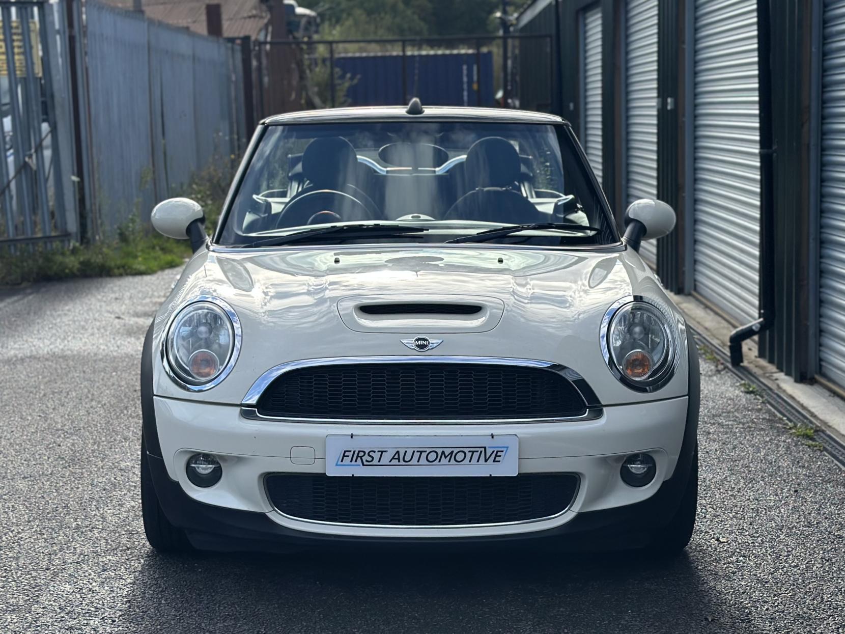 MINI Convertible 1.6 Cooper S Convertible 2dr Petrol Manual Euro 4 (175 ps)