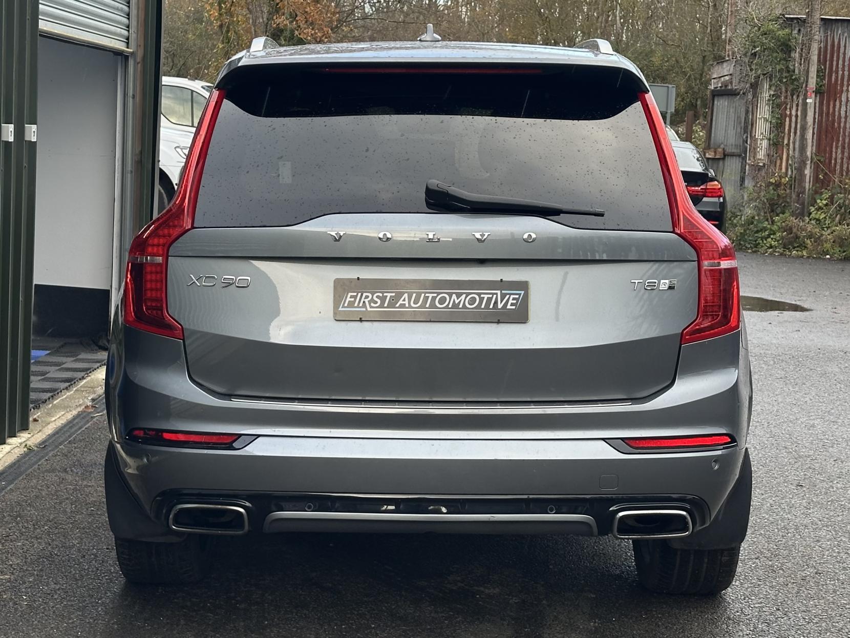 Volvo XC90 2.0h T8 Twin Engine 10.4kWh R-Design Pro SUV 5dr Petrol Plug-in Hybrid Auto 4WD Euro 6 (s/s) (407 ps)