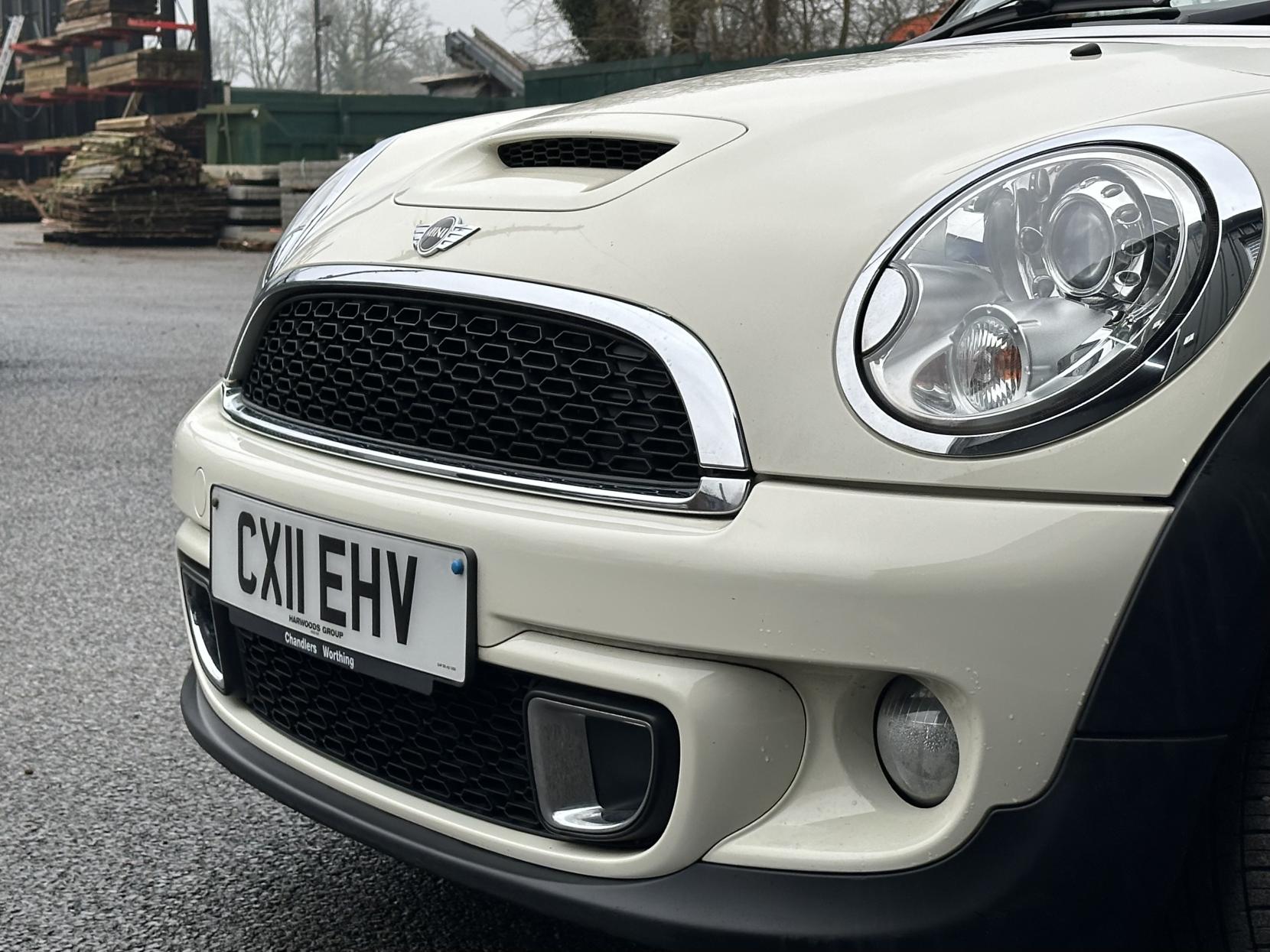 MINI Convertible 1.6 Cooper S Convertible 2dr Petrol Manual Euro 5 (s/s) (184 ps)