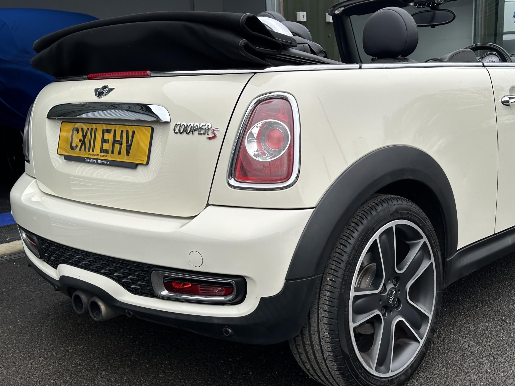 MINI Convertible 1.6 Cooper S Convertible 2dr Petrol Manual Euro 5 (s/s) (184 ps)