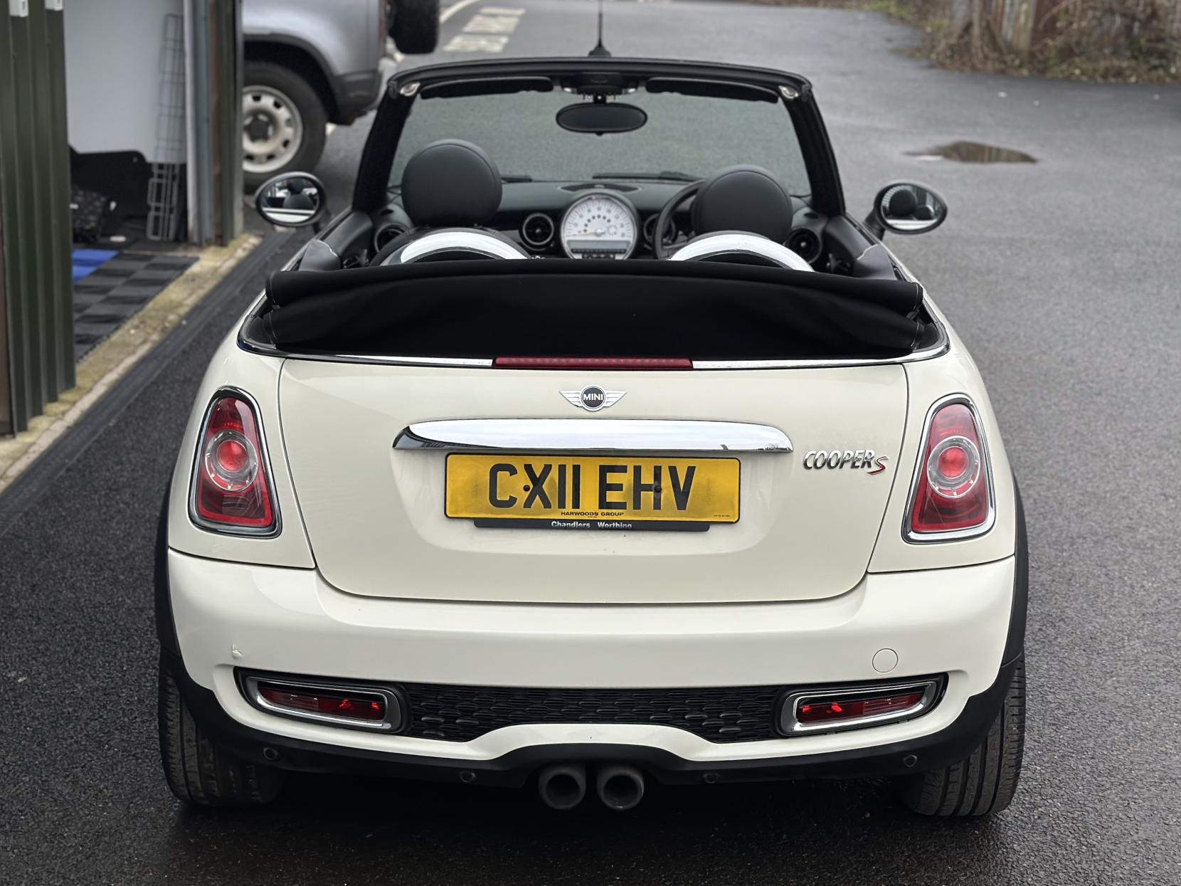 MINI Convertible 1.6 Cooper S Convertible 2dr Petrol Manual Euro 5 (s/s) (184 ps)