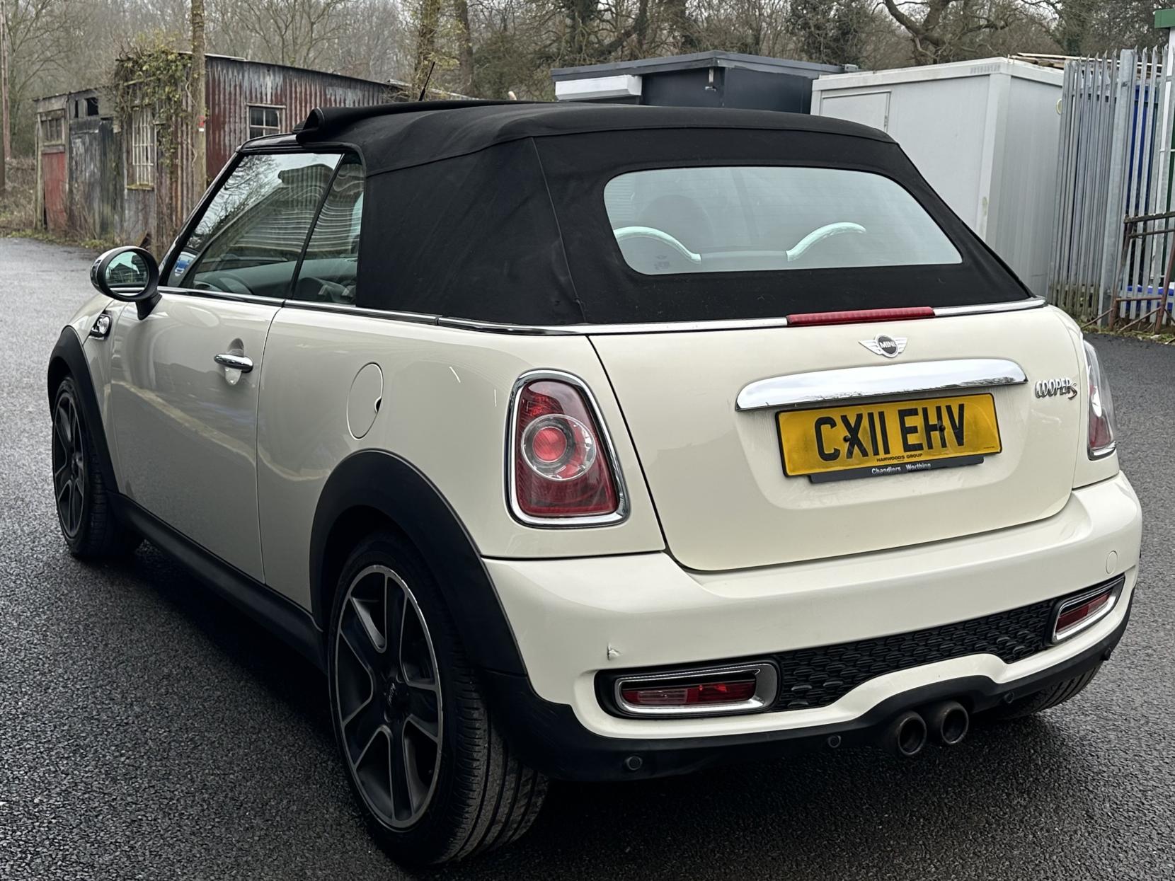 MINI Convertible 1.6 Cooper S Convertible 2dr Petrol Manual Euro 5 (s/s) (184 ps)