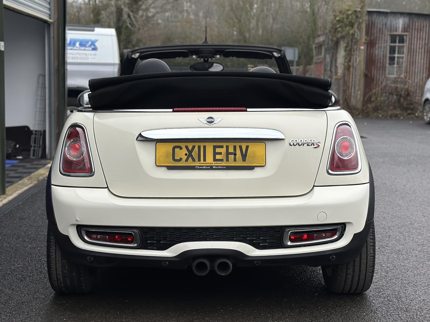 MINI Convertible 1.6 Cooper S Convertible 2dr Petrol Manual Euro 5 (s/s) (184 ps)