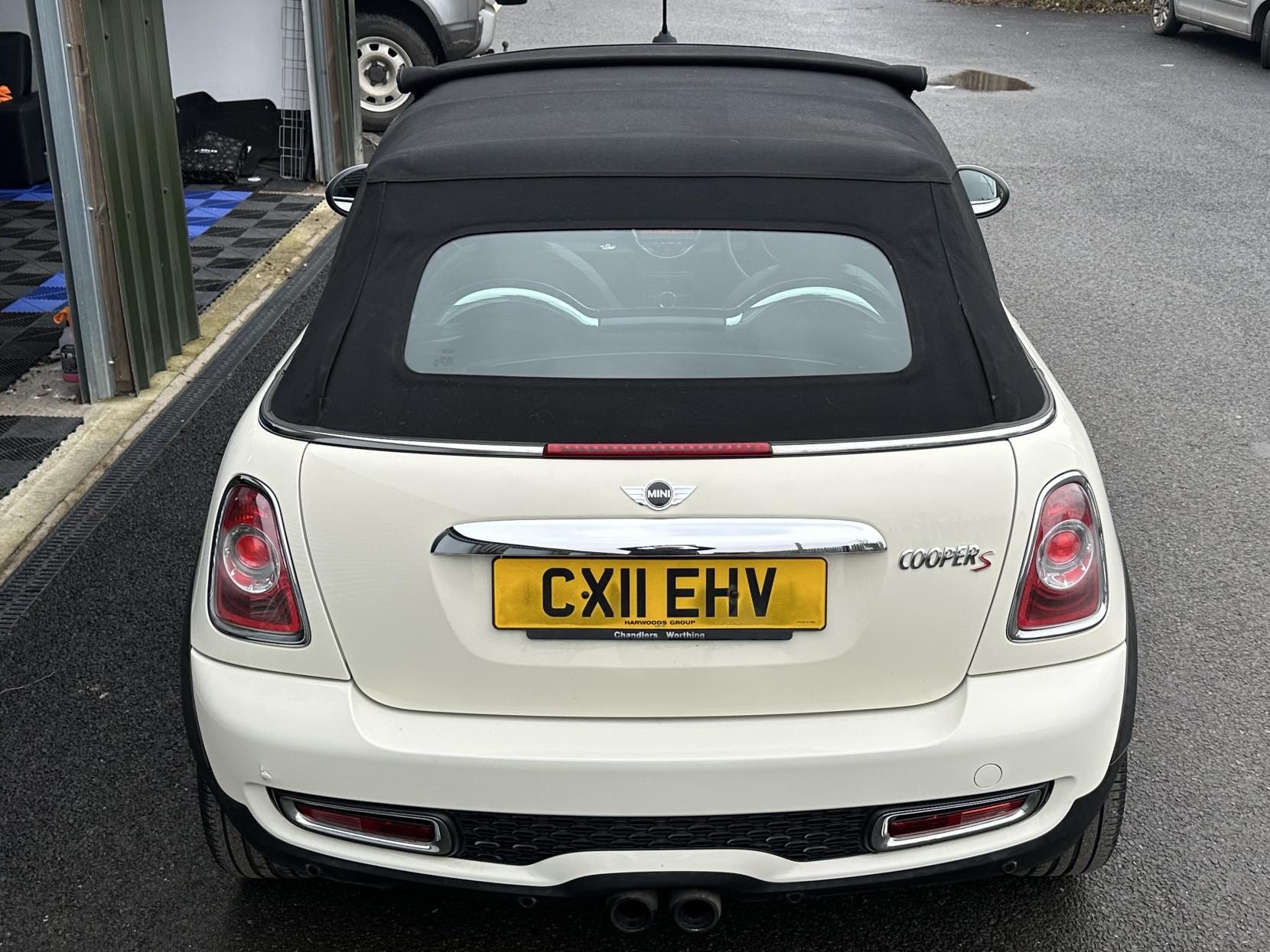 MINI Convertible 1.6 Cooper S Convertible 2dr Petrol Manual Euro 5 (s/s) (184 ps)