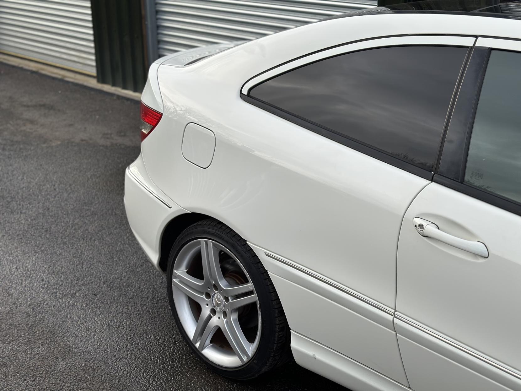 Mercedes-Benz CLC Class 1.8 CLC180K Sport Coupe 3dr Petrol Auto Euro 4 (143 ps)
