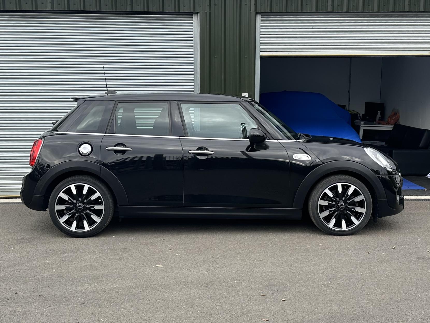 MINI Hatch 2.0 Cooper S Hatchback 5dr Petrol Manual Euro 6 (s/s) (192 ps)