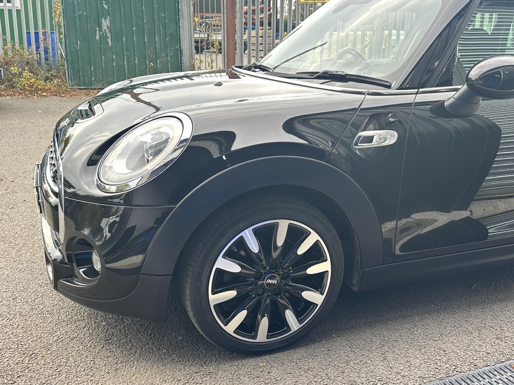 MINI Hatch 2.0 Cooper S Hatchback 5dr Petrol Manual Euro 6 (s/s) (192 ps)