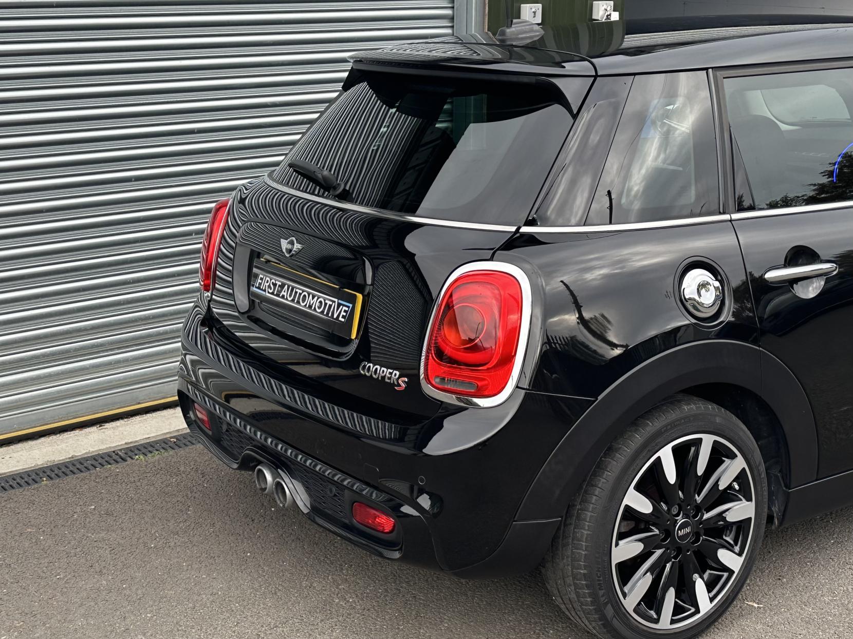 MINI Hatch 2.0 Cooper S Hatchback 5dr Petrol Manual Euro 6 (s/s) (192 ps)