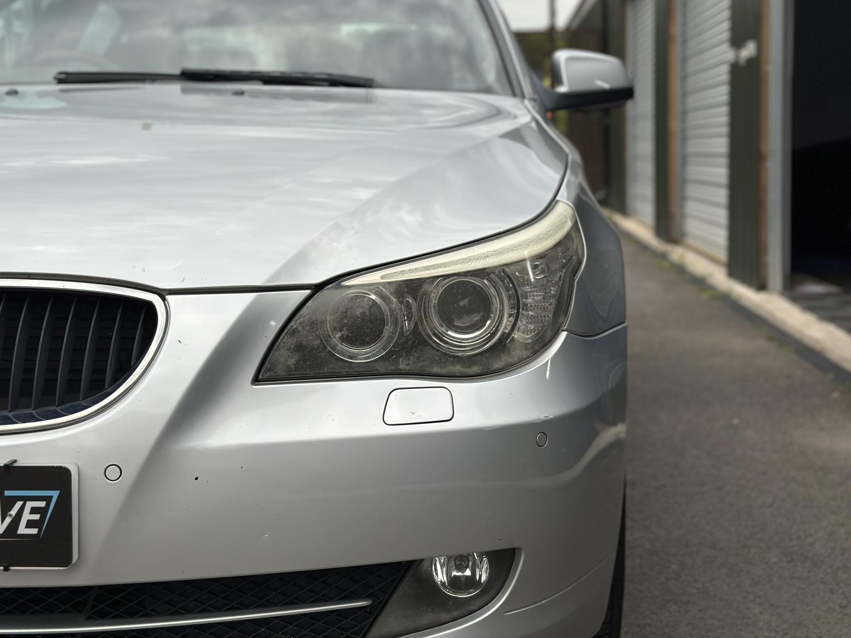 BMW 5 Series 2.0 520d SE Business Edition Saloon 4dr Diesel Steptronic Euro 4 (177 ps)