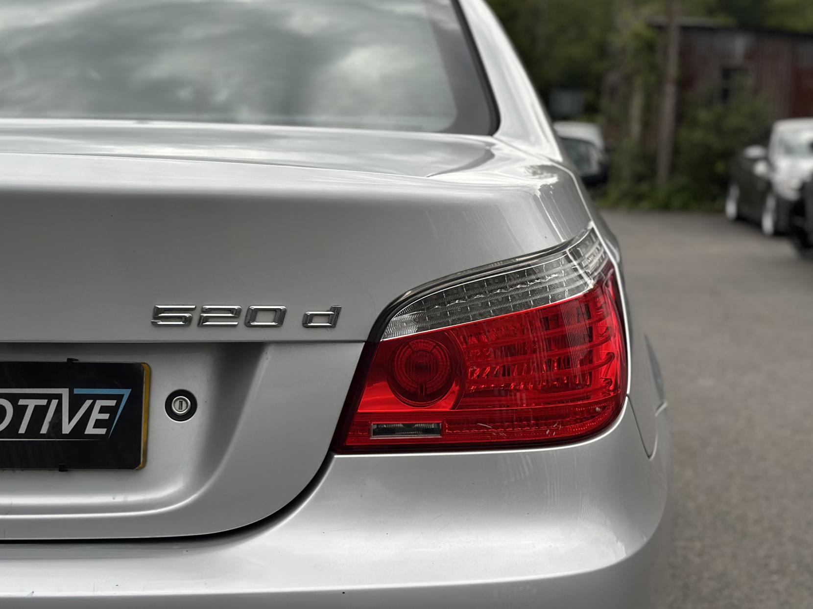 BMW 5 Series 2.0 520d SE Business Edition Saloon 4dr Diesel Steptronic Euro 4 (177 ps)