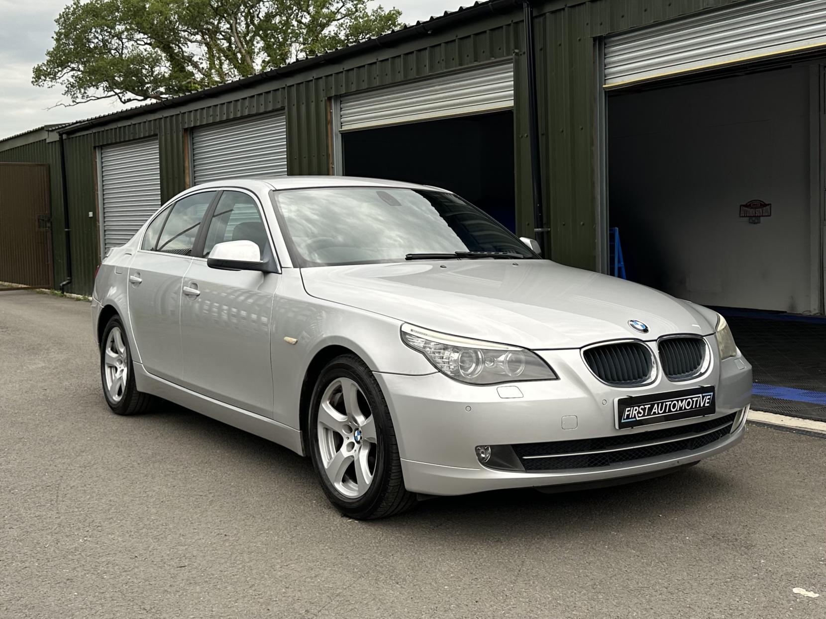 BMW 5 Series 2.0 520d SE Business Edition Saloon 4dr Diesel Steptronic Euro 4 (177 ps)