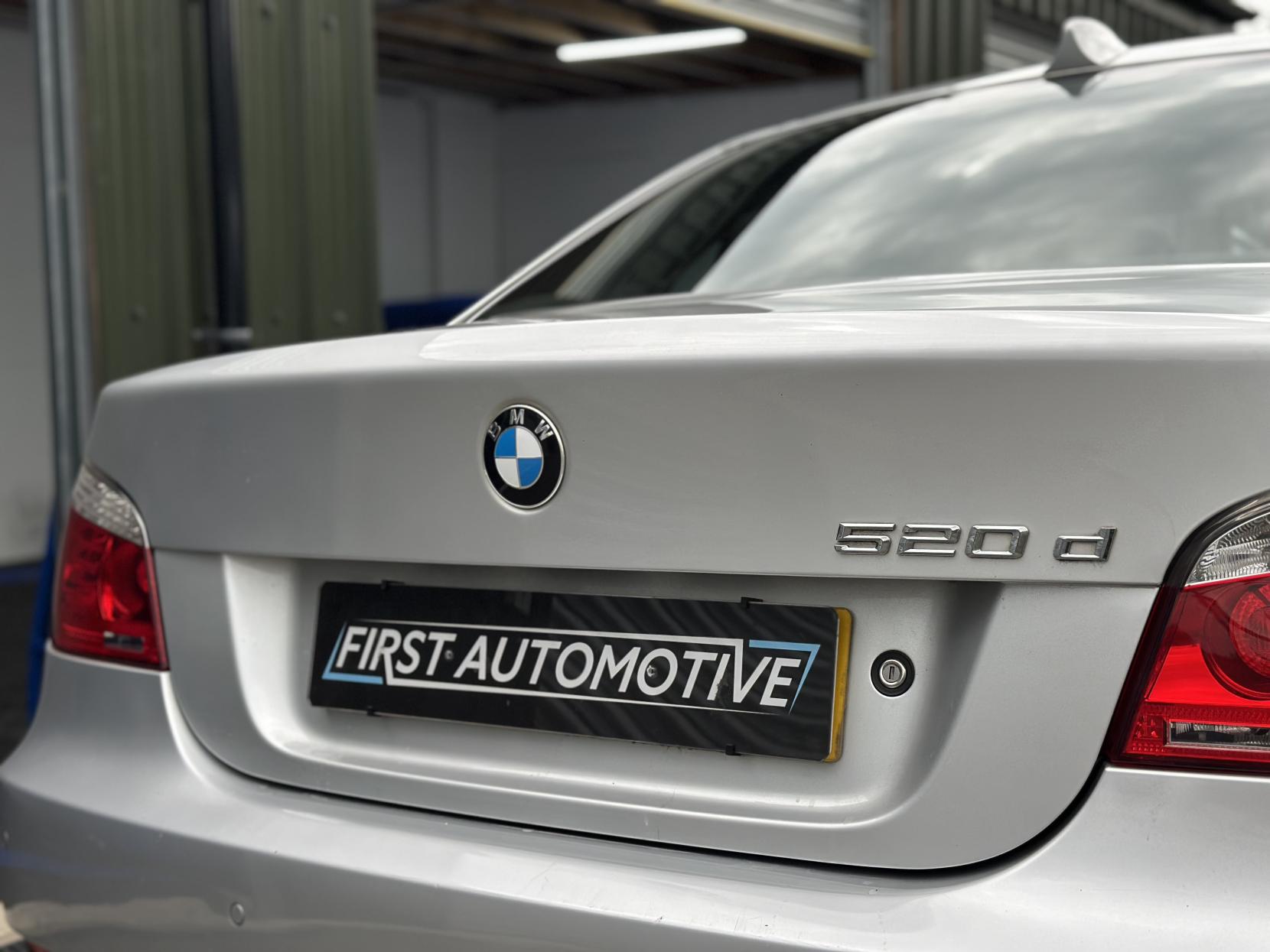 BMW 5 Series 2.0 520d SE Business Edition Saloon 4dr Diesel Steptronic Euro 4 (177 ps)