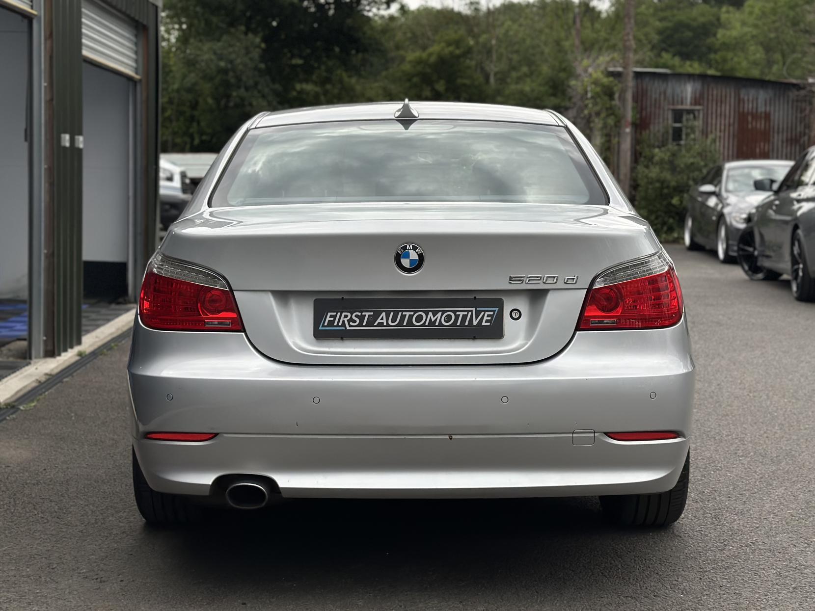 BMW 5 Series 2.0 520d SE Business Edition Saloon 4dr Diesel Steptronic Euro 4 (177 ps)