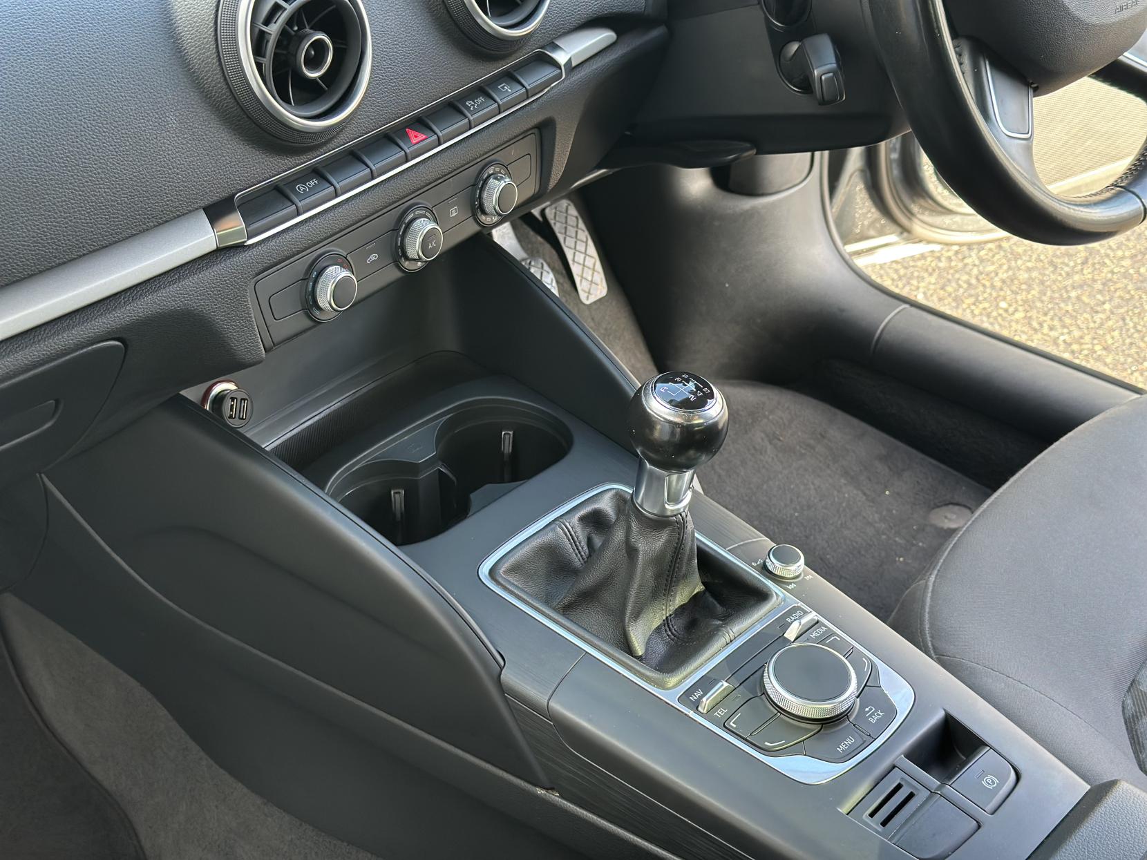 Audi A3 2.0 TDI SE Technik Hatchback 3dr Diesel Manual Euro 6 (s/s) (150 ps)