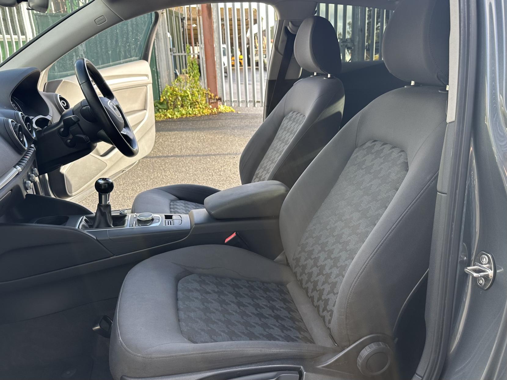 Audi A3 2.0 TDI SE Technik Hatchback 3dr Diesel Manual Euro 6 (s/s) (150 ps)