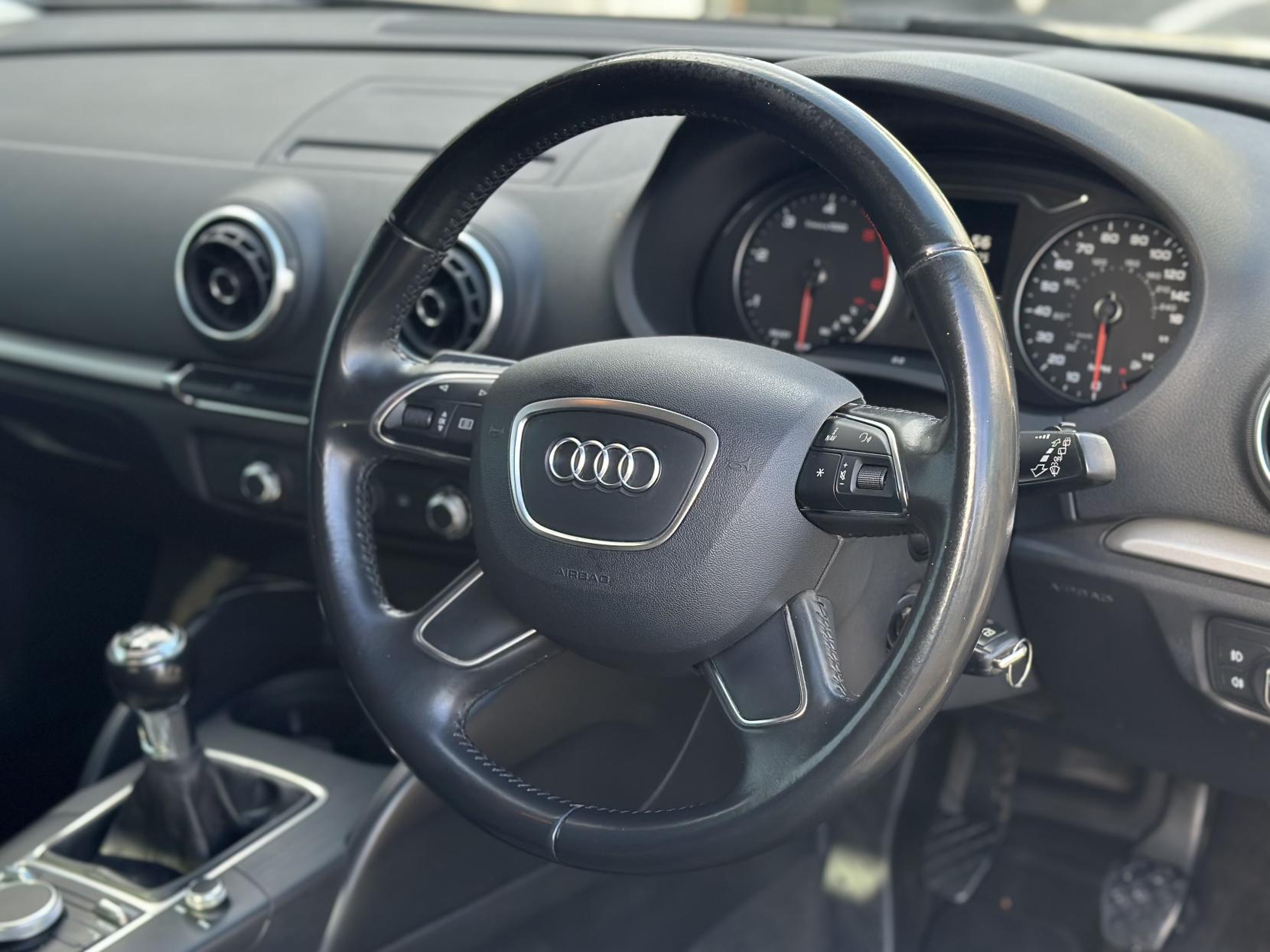 Audi A3 2.0 TDI SE Technik Hatchback 3dr Diesel Manual Euro 6 (s/s) (150 ps)