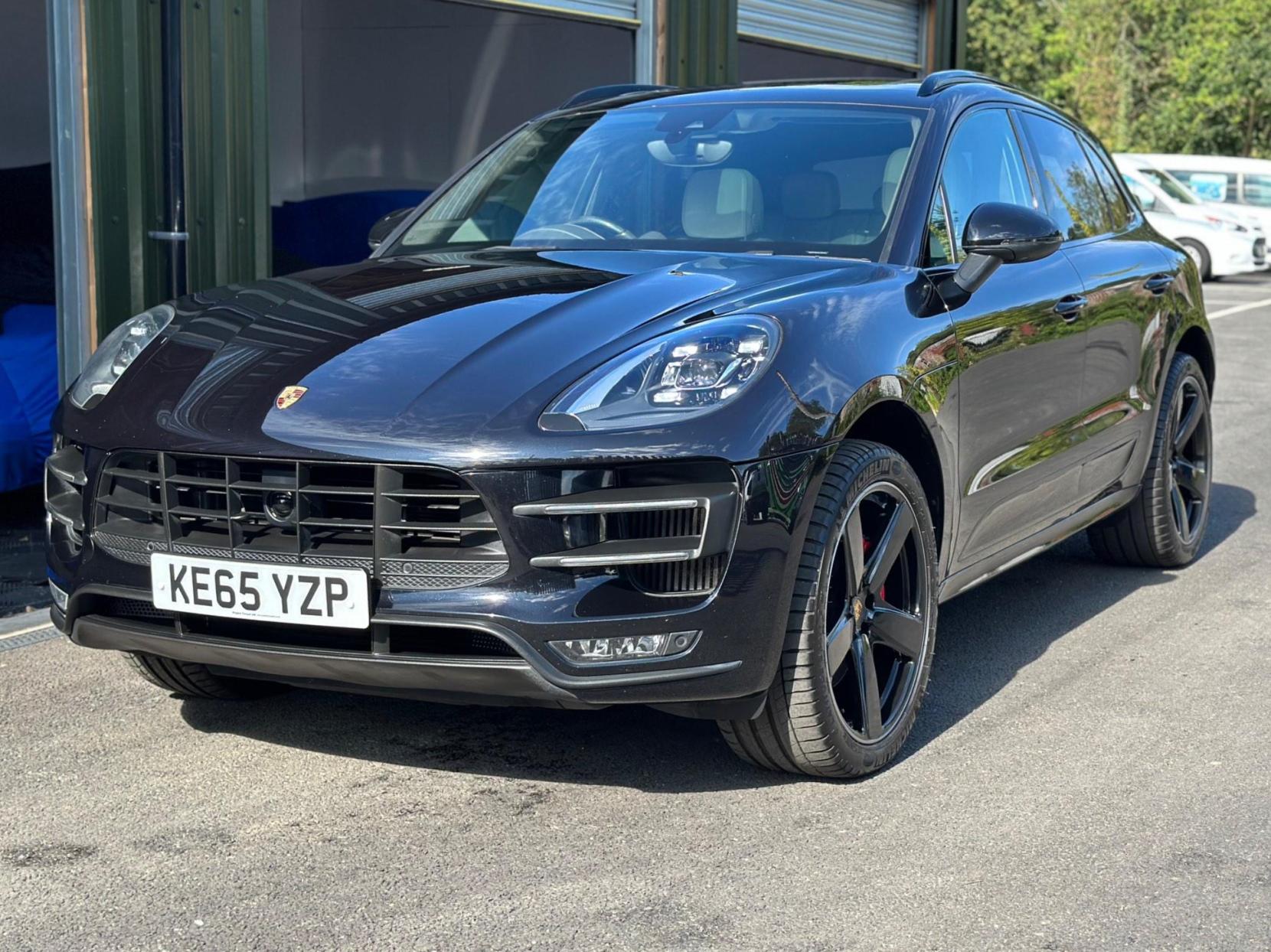 Porsche Macan 3.6T V6 Turbo PDK 4WD Euro 6 (s/s) 5dr