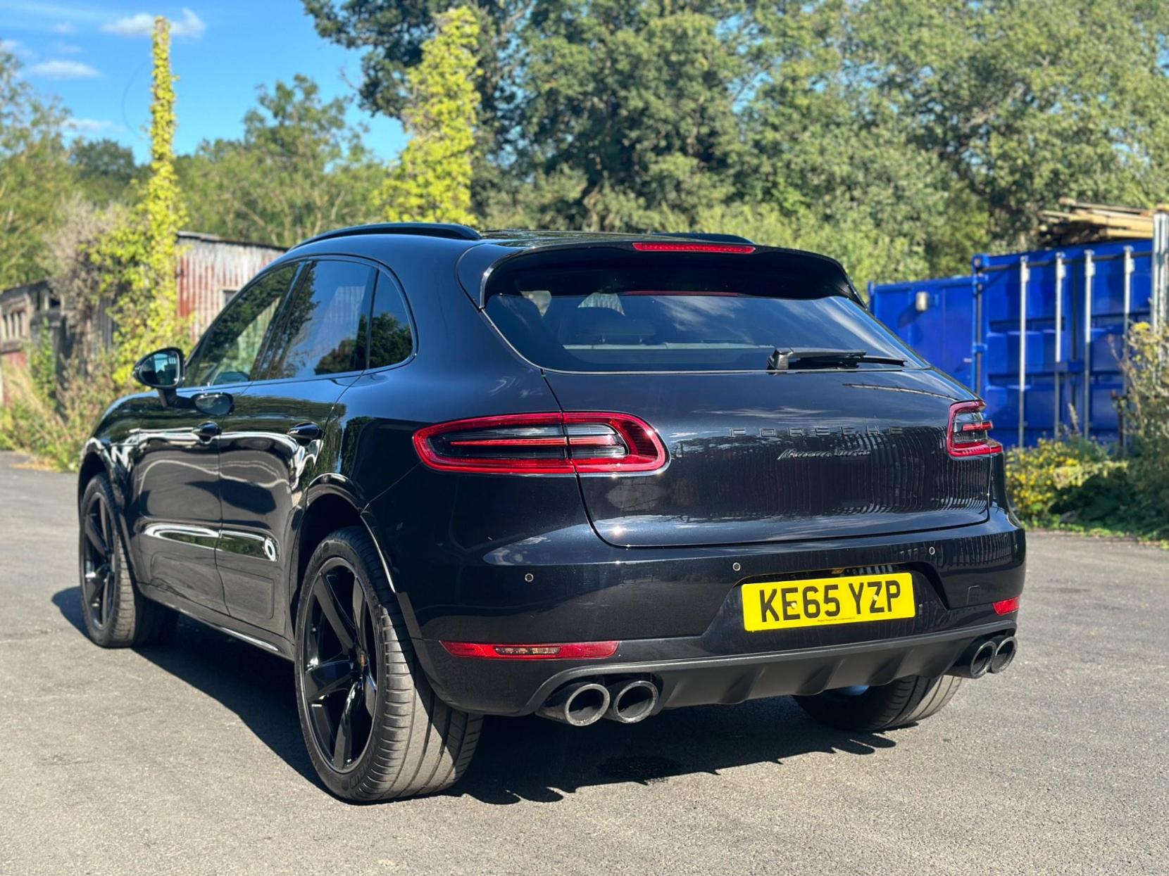 Porsche Macan 3.6T V6 Turbo PDK 4WD Euro 6 (s/s) 5dr