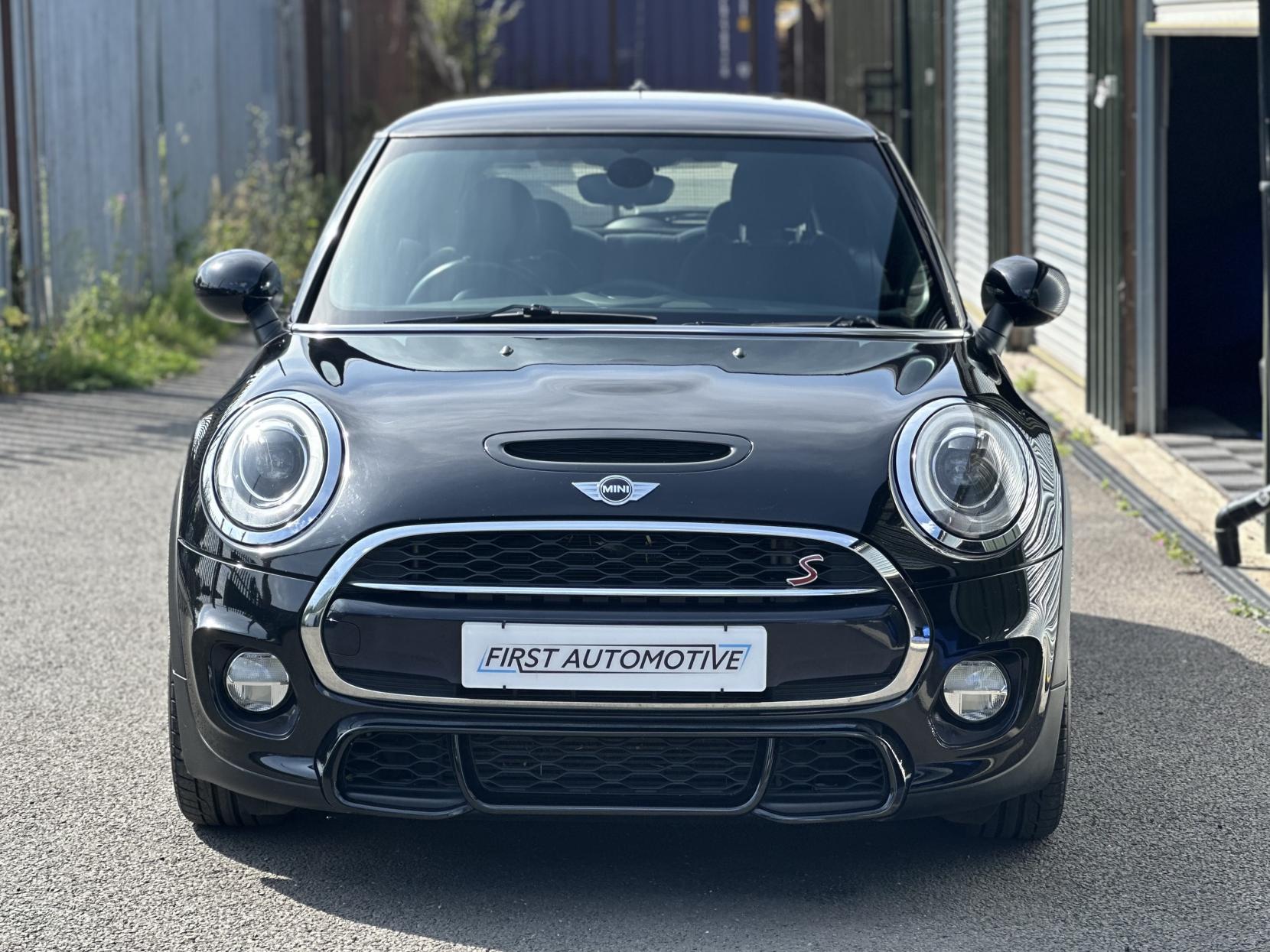 MINI Hatch 2.0 Cooper S Works Hatchback 3dr Petrol Manual Euro 6 (s/s) (210 ps)