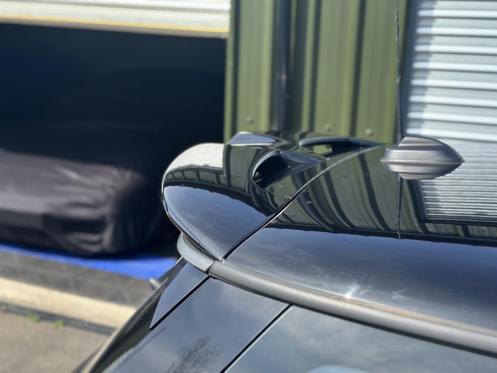 MINI Hatch 2.0 Cooper S Works Hatchback 3dr Petrol Manual Euro 6 (s/s) (210 ps)