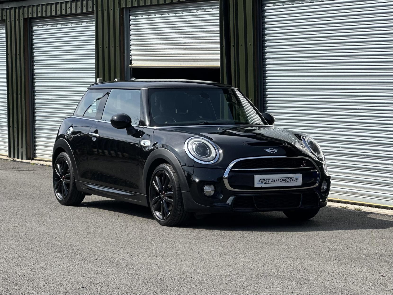 MINI Hatch 2.0 Cooper S Works Hatchback 3dr Petrol Manual Euro 6 (s/s) (210 ps)
