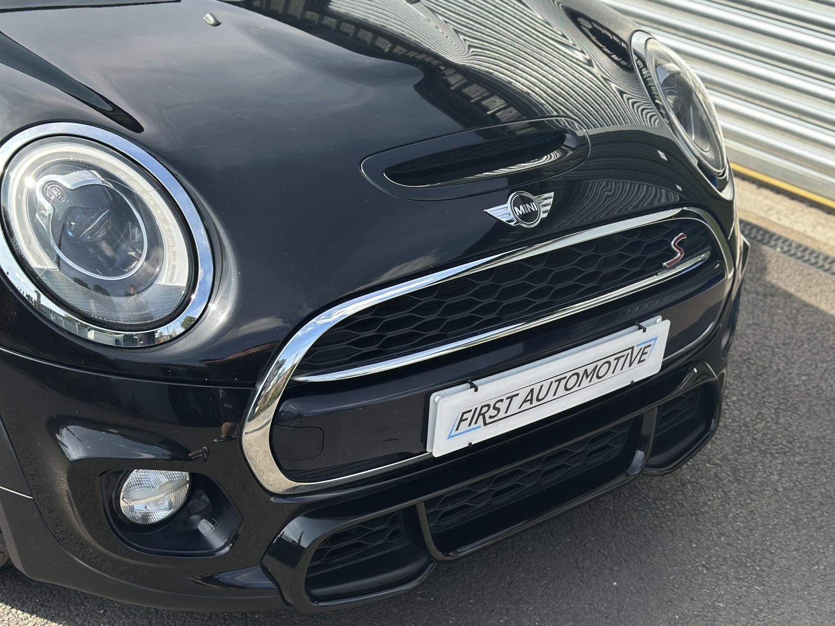 MINI Hatch 2.0 Cooper S Works Hatchback 3dr Petrol Manual Euro 6 (s/s) (210 ps)