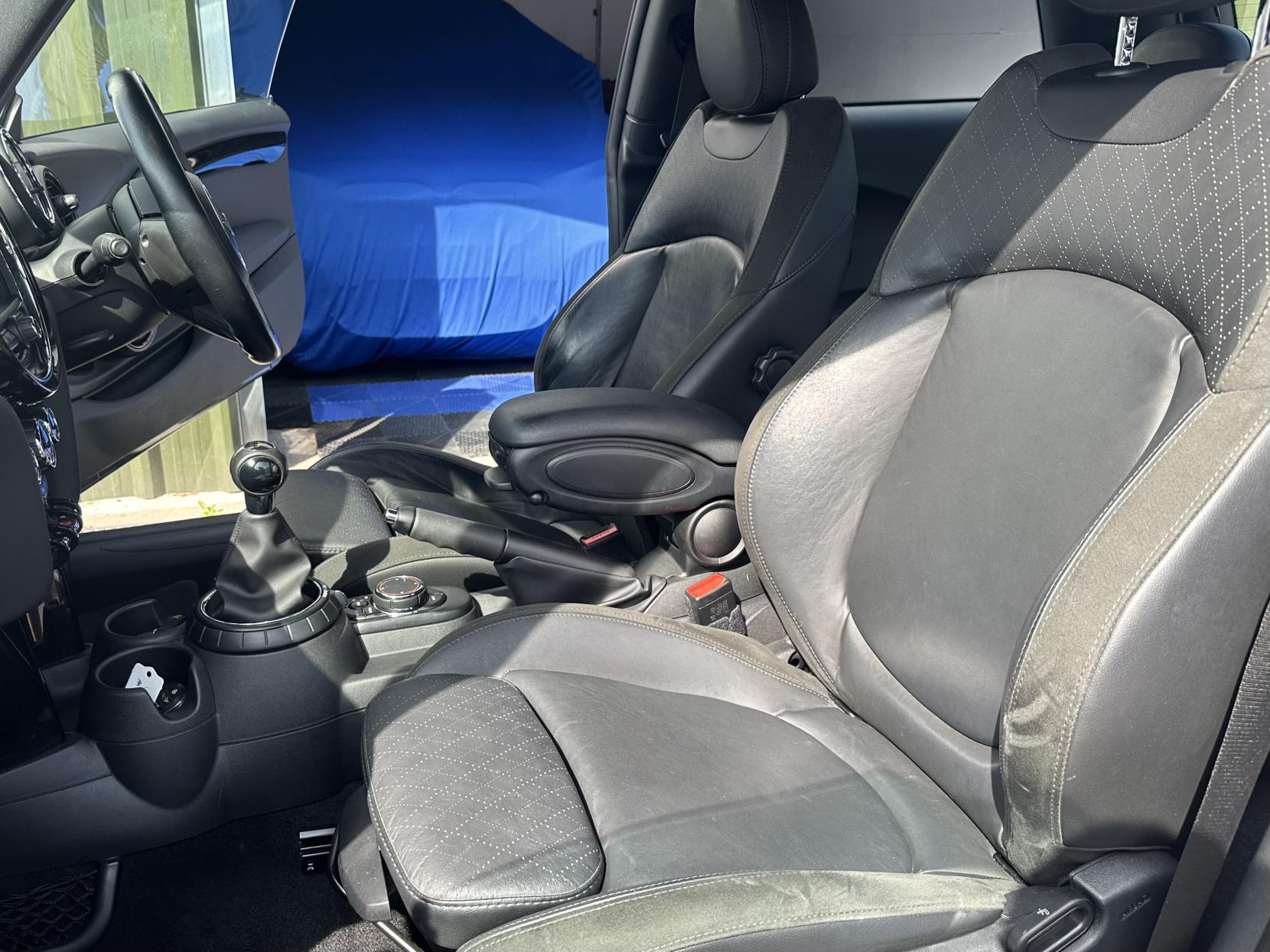 MINI Hatch 2.0 Cooper S Works Hatchback 3dr Petrol Manual Euro 6 (s/s) (210 ps)