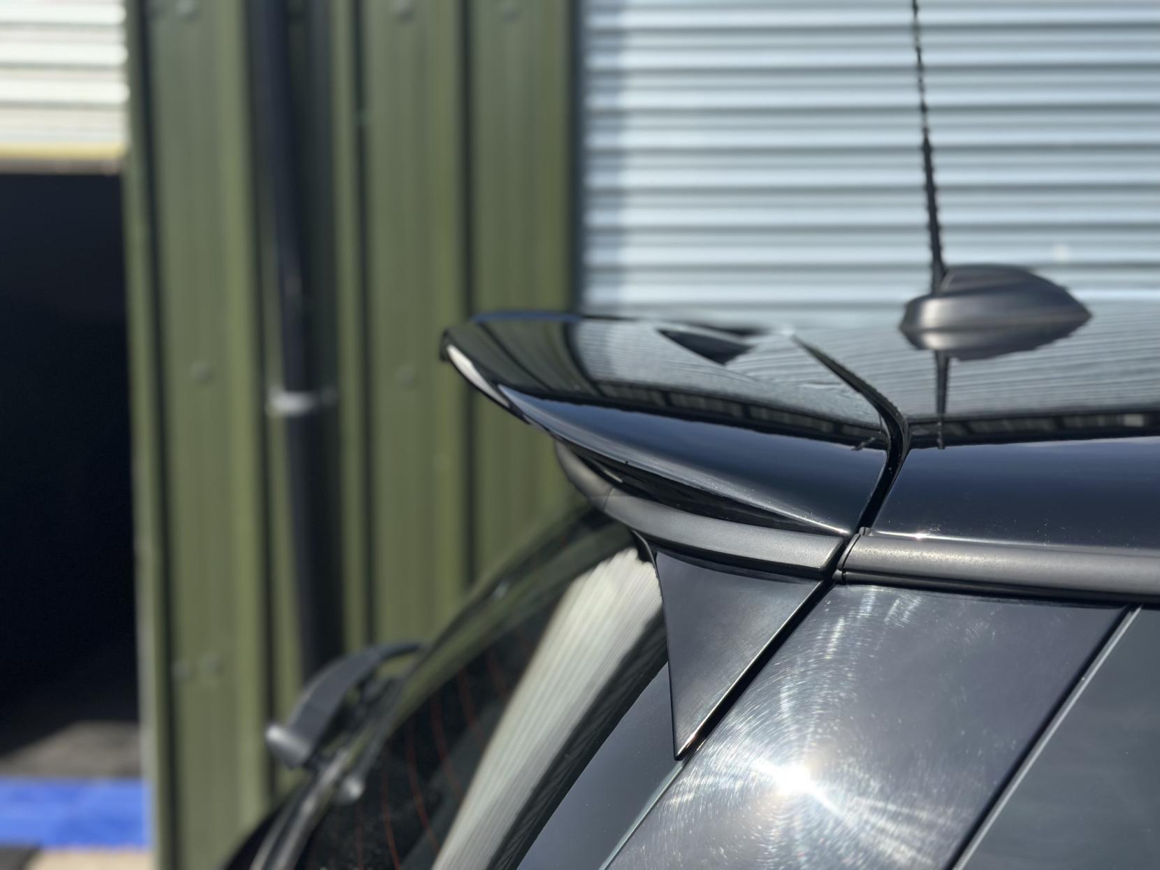 MINI Hatch 2.0 Cooper S Works Hatchback 3dr Petrol Manual Euro 6 (s/s) (210 ps)