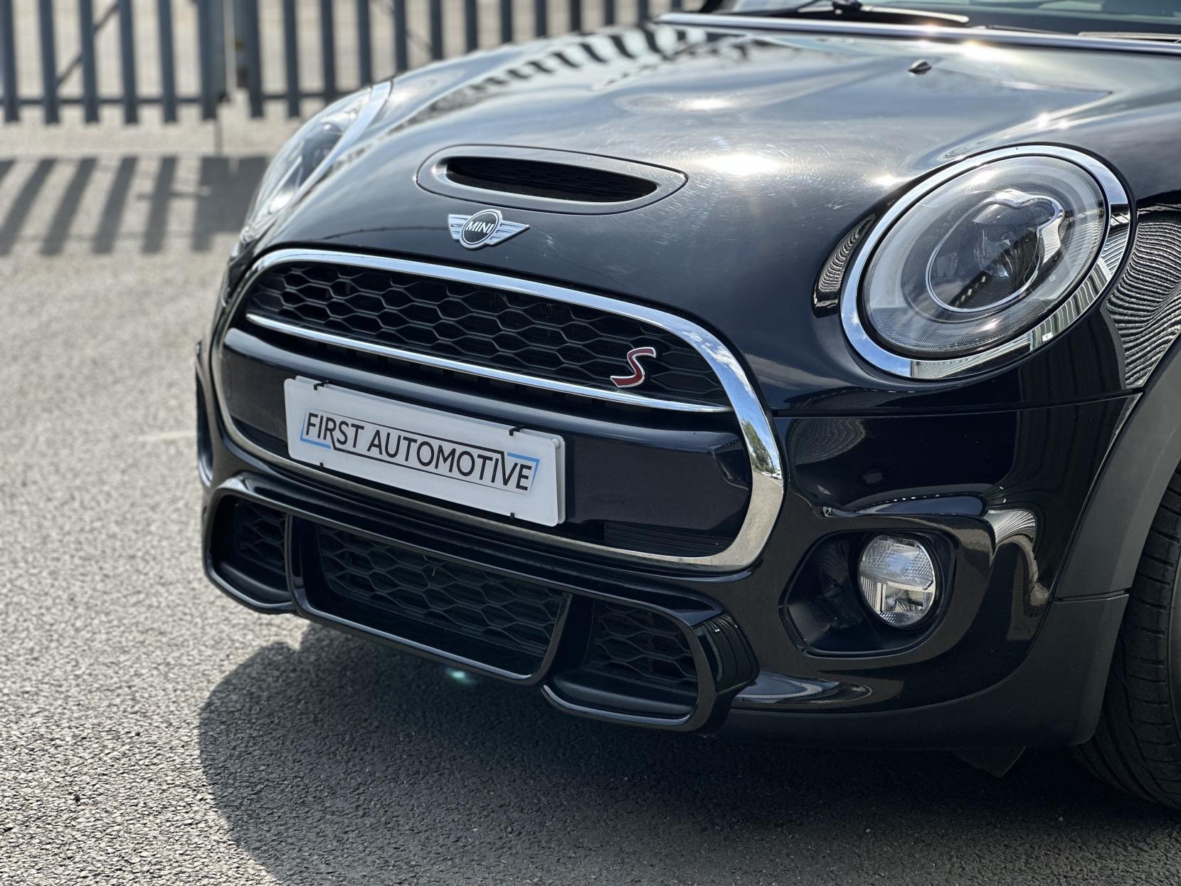 MINI Hatch 2.0 Cooper S Works Hatchback 3dr Petrol Manual Euro 6 (s/s) (210 ps)