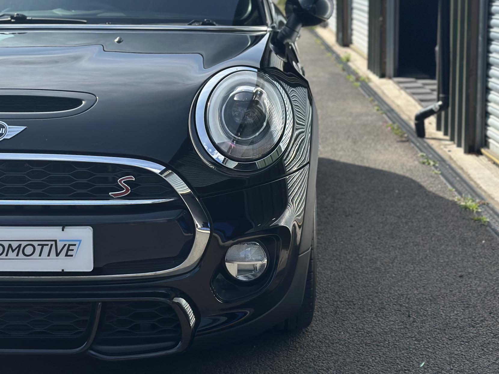 MINI Hatch 2.0 Cooper S Works Hatchback 3dr Petrol Manual Euro 6 (s/s) (210 ps)