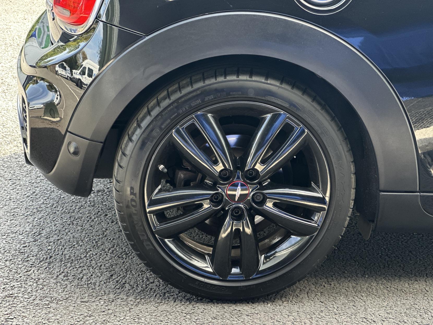 MINI Hatch 2.0 Cooper S Works Hatchback 3dr Petrol Manual Euro 6 (s/s) (210 ps)