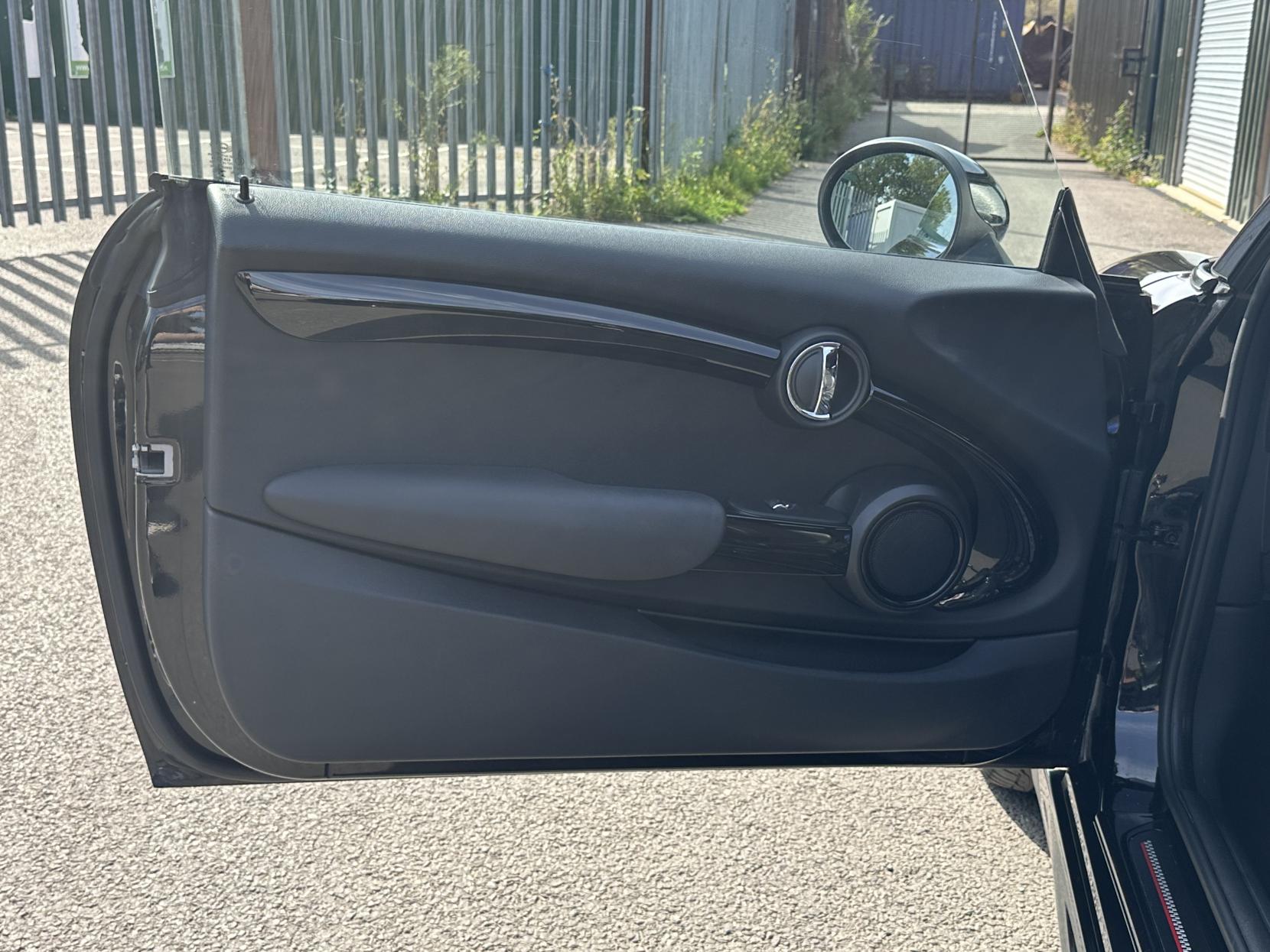 MINI Hatch 2.0 Cooper S Works Hatchback 3dr Petrol Manual Euro 6 (s/s) (210 ps)