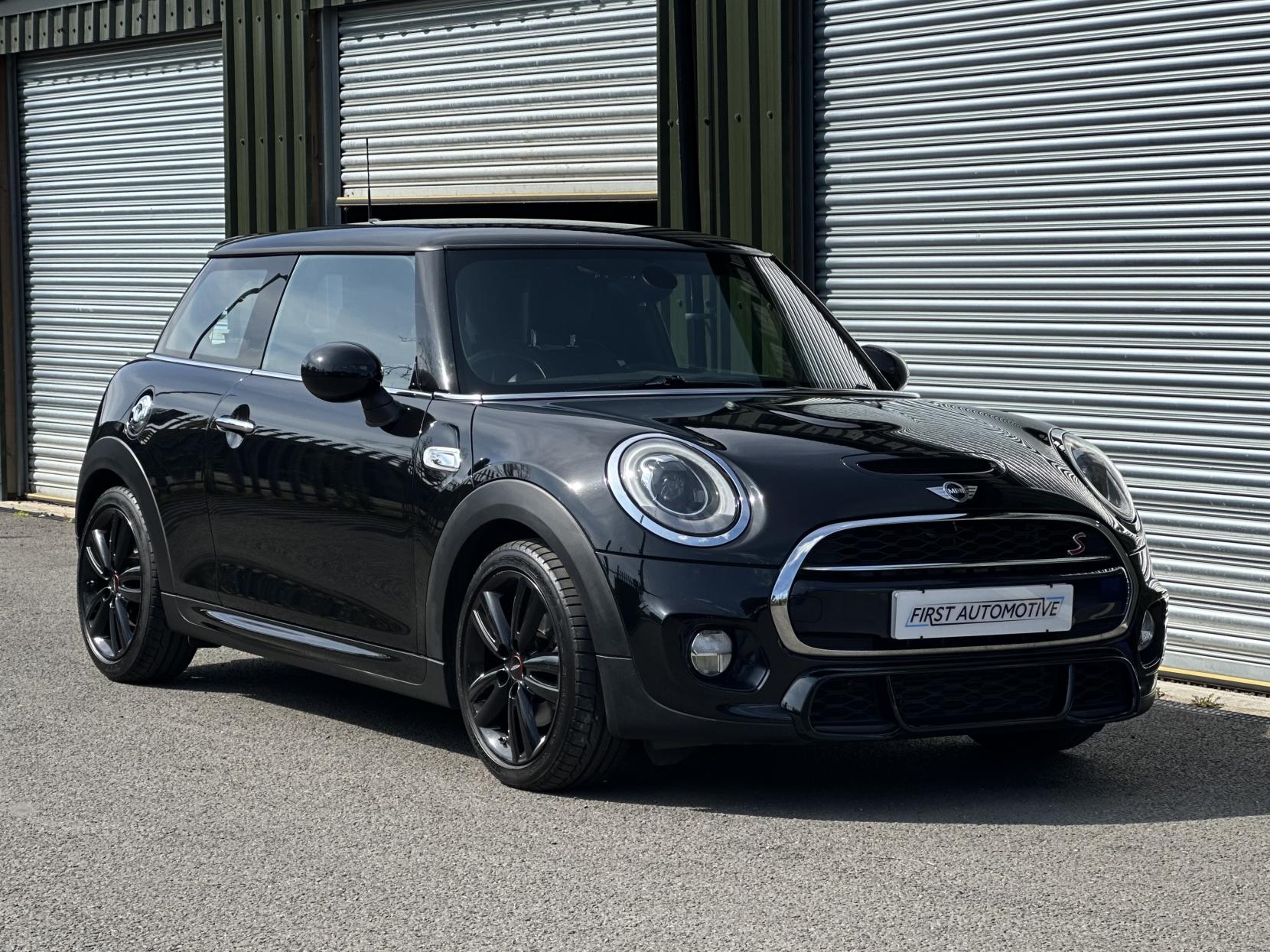 MINI Hatch 2.0 Cooper S Works Hatchback 3dr Petrol Manual Euro 6 (s/s) (210 ps)